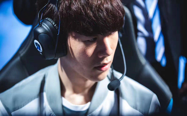 也更从容 也更从容